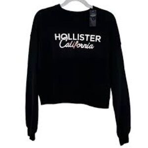 Hollister Women's Black Crew Neck Sweater